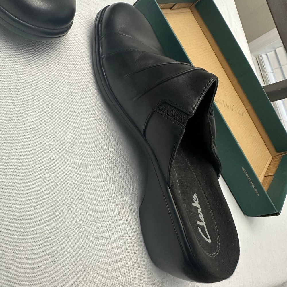 Clarks Prarie Flower Black Leather Mules Clogs Studded Wedge Shoes 35543 7.5 M - Picture 9 of 10